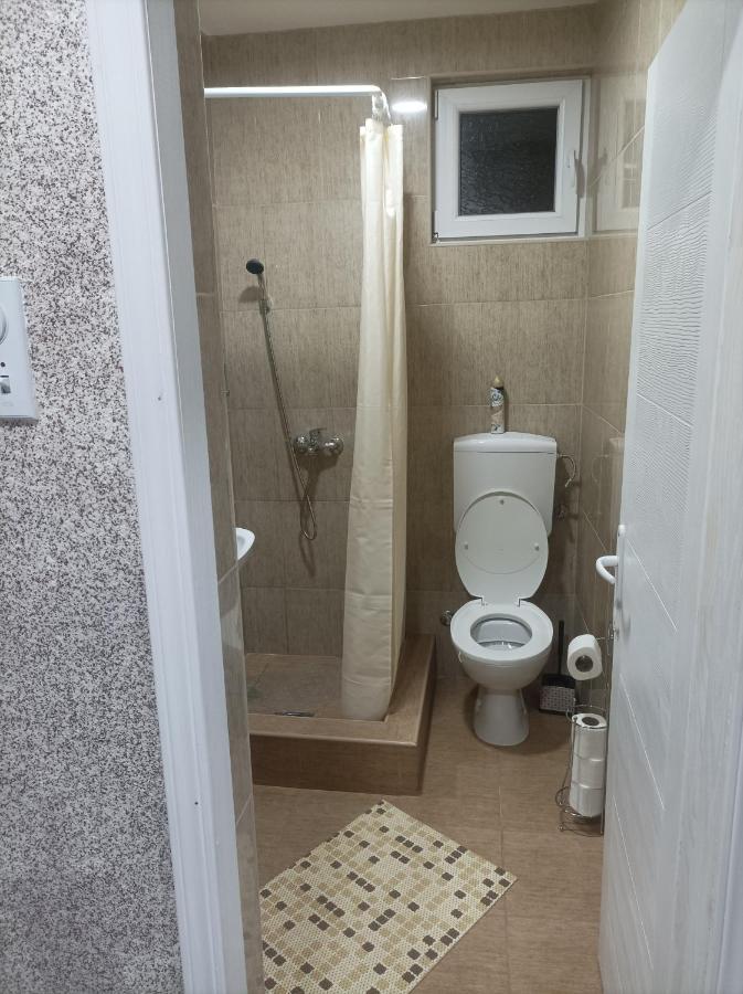 Zemun Polje Apartmani Marija Zemun מראה חיצוני תמונה