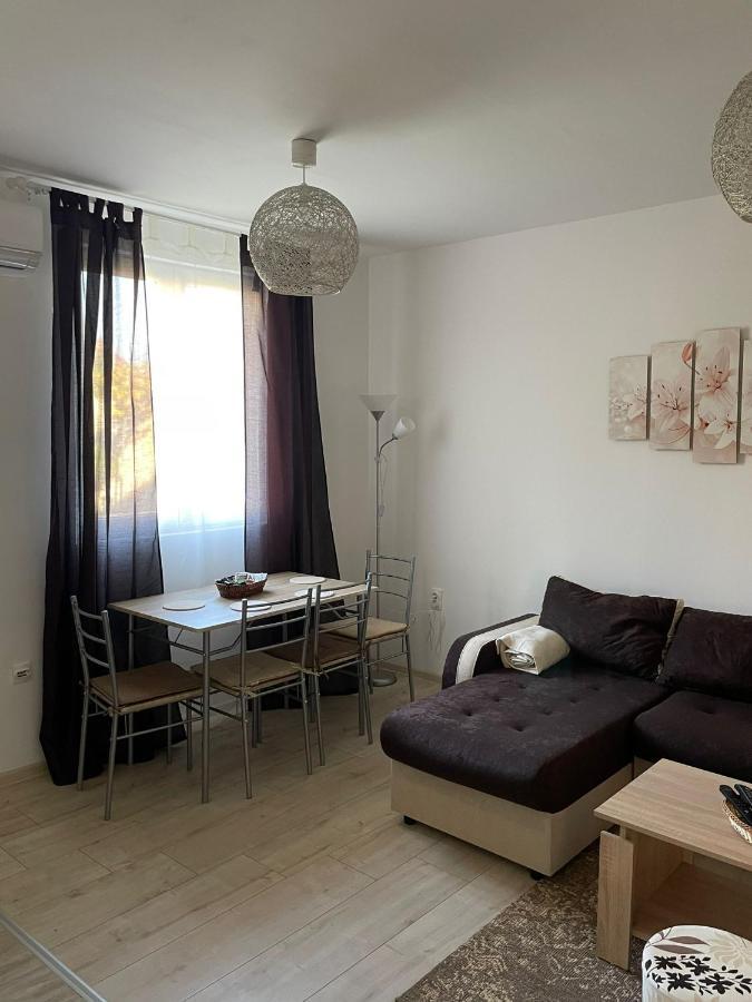 Zemun Polje Apartmani Marija Zemun מראה חיצוני תמונה