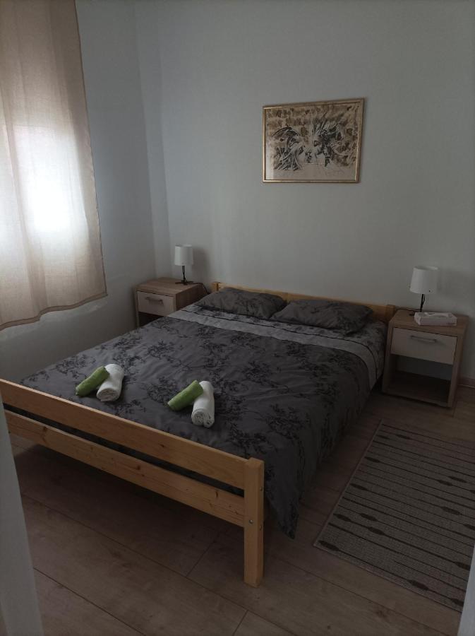 Zemun Polje Apartmani Marija Zemun מראה חיצוני תמונה