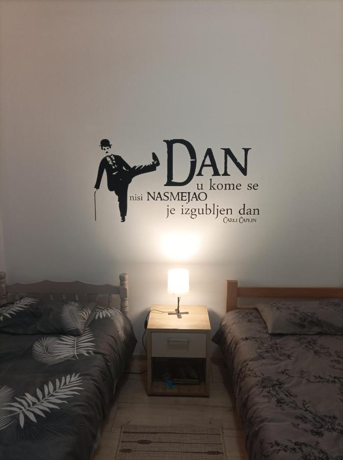 Zemun Polje Apartmani Marija Zemun מראה חיצוני תמונה